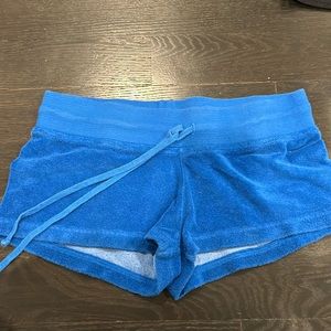 Hard tail shorts